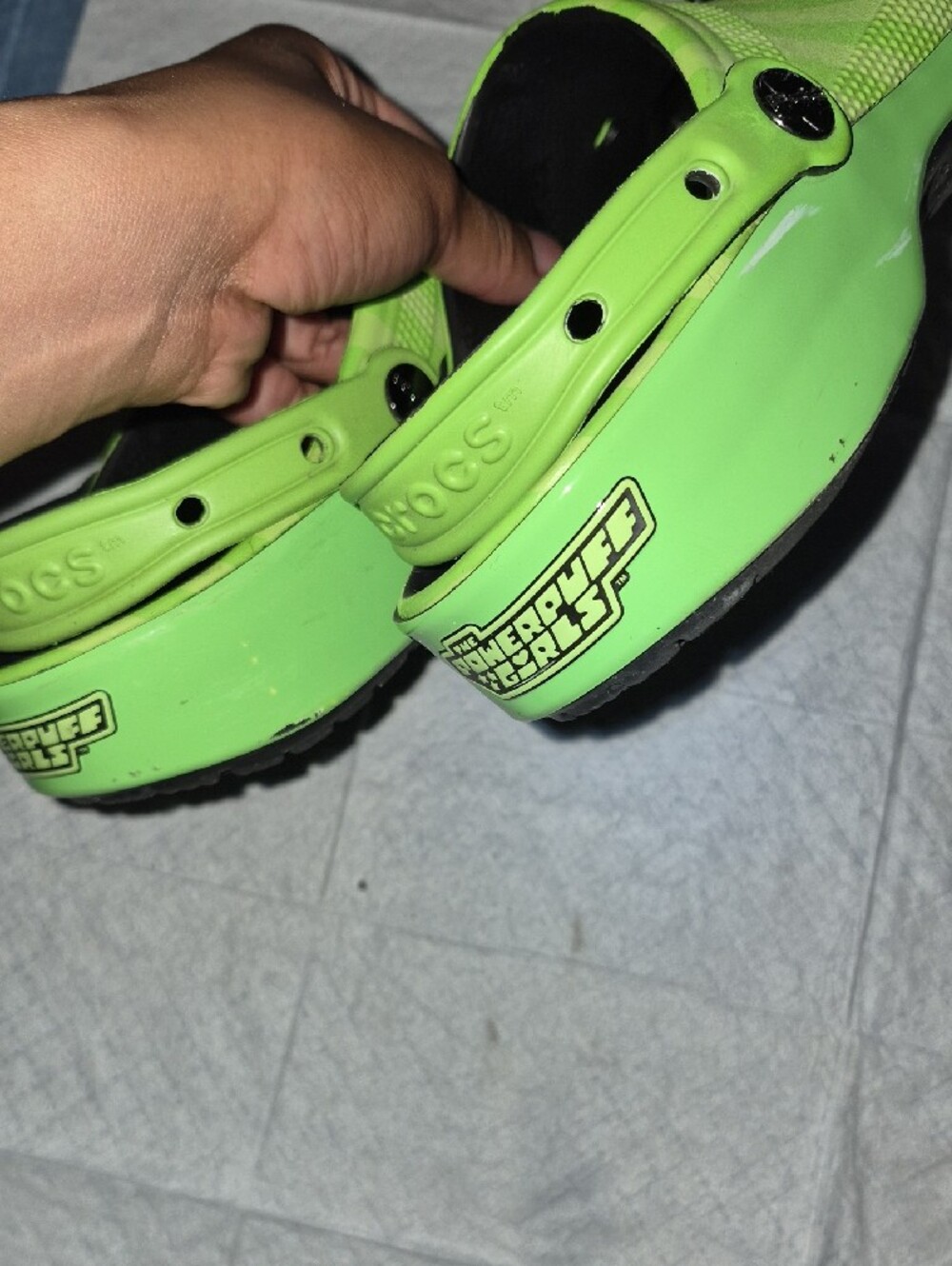 Powerpuff Girl Buttercup Crocs - Picture 3 of 3
